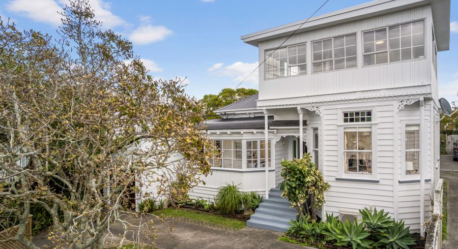  at 1/30 Princes Street, Northcote Point, North Shore City, Auckland