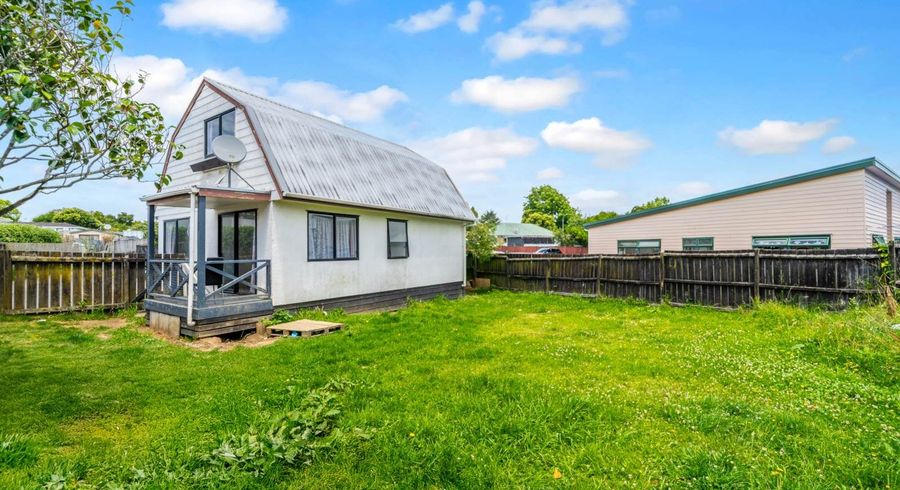  at 2/211 Weymouth Road, Manurewa, Manukau City, Auckland