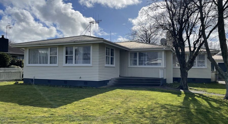  at 7 Viscount Place, West End, Palmerston North, Manawatu / Whanganui