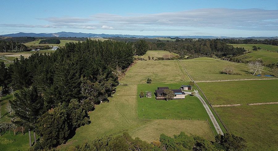  at 81 Pairatahi Road, Kaingaroa