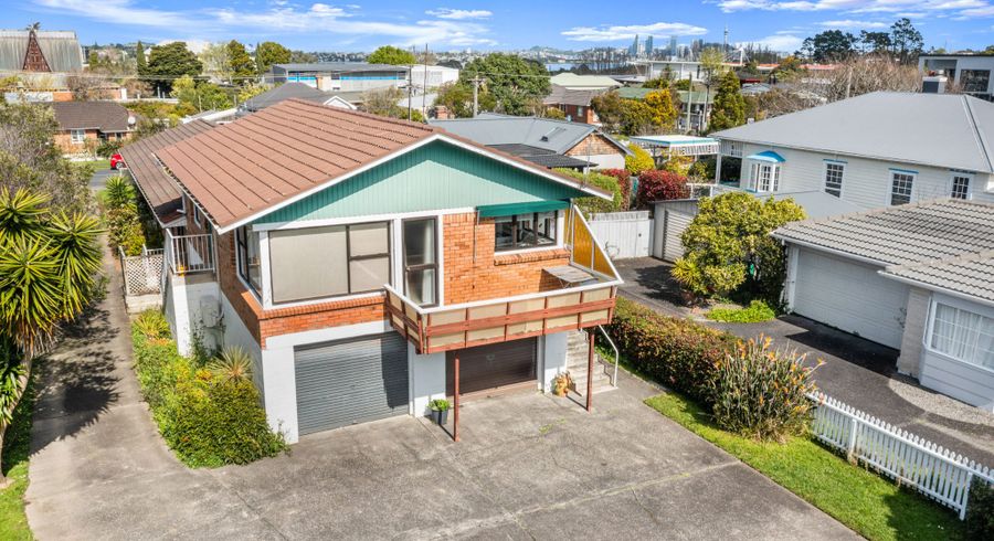  at 3/1 Dominion Street, Takapuna, Auckland