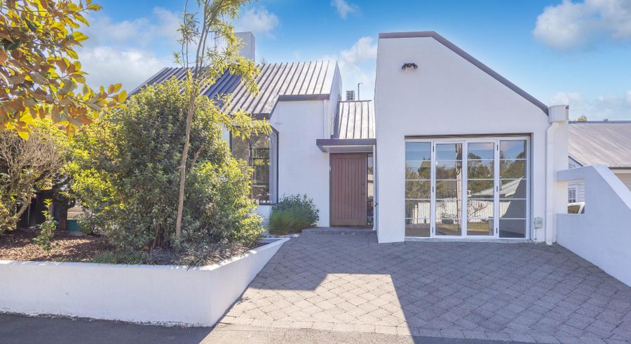  at 8A George Street, Claudelands, Hamilton, Waikato