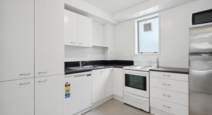  at 11A Hanson Street and 8/27 Drummond Street, Mount Cook, Wellington, Wellington