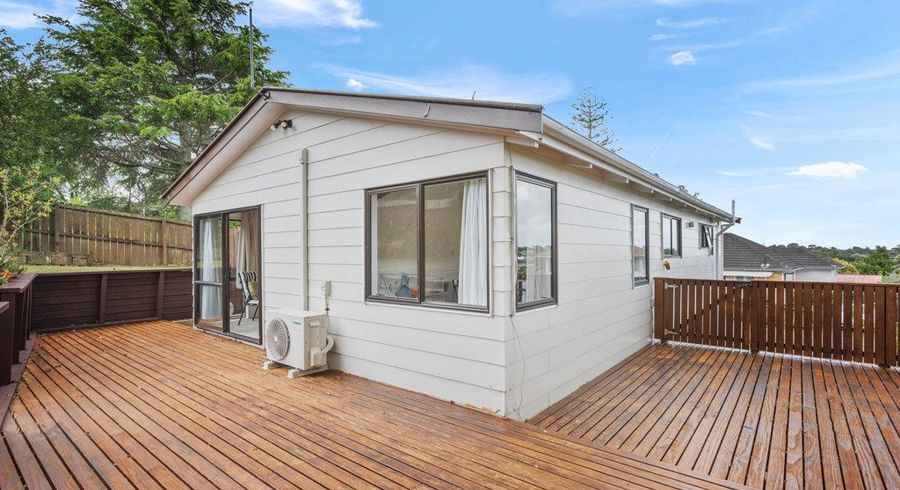  at 1/23 Stottholm Road, Titirangi, Waitakere City, Auckland