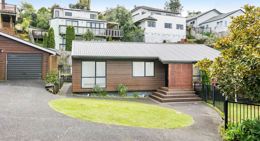  at 2/63 Topliss Drive, Northcross, Auckland