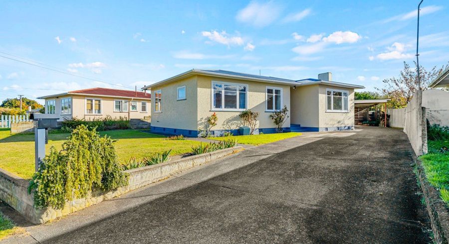  at 4 Kaka Place, Whanganui East, Whanganui, Manawatu / Whanganui