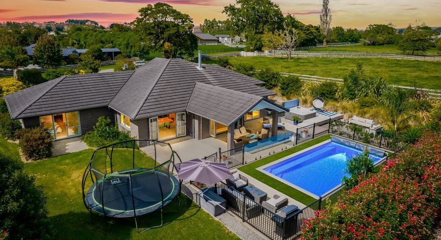  at 1009 Kahikatea Flat Road, Kaukapakapa