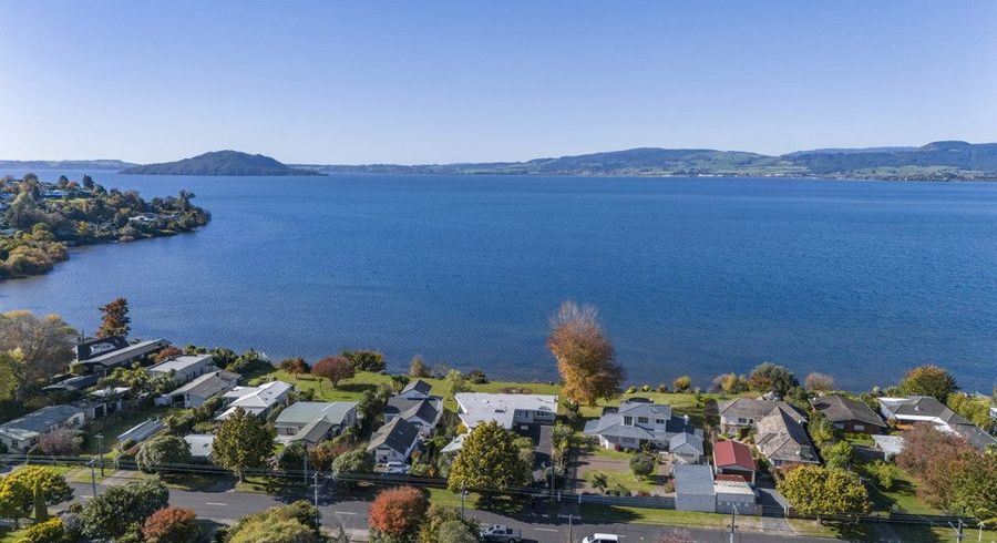  at 113 Koutu Road, Kawaha Point, Rotorua, Bay Of Plenty