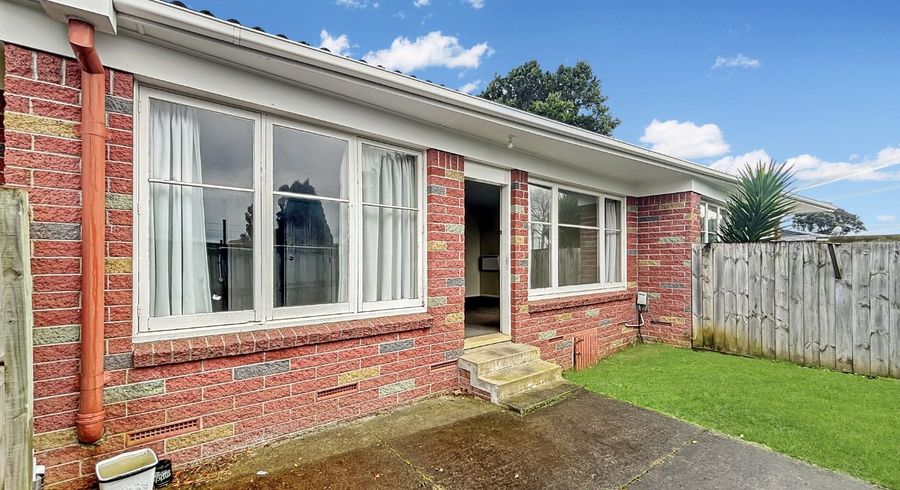  at 8/50 Tennessee Avenue, Mangere East, Auckland