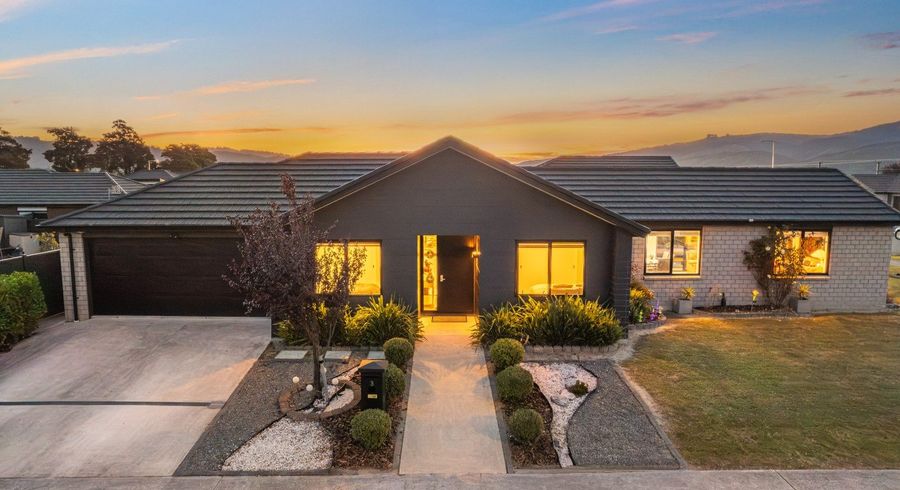  at 3 Te Kaeaea Crescent, Wallaceville, Upper Hutt, Wellington