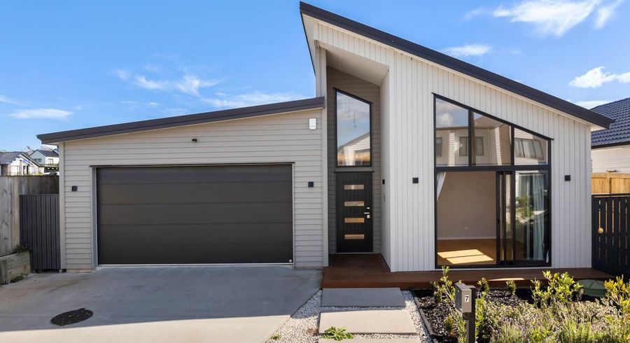  at 7 Babina Avenue, Huapai, Rodney, Auckland