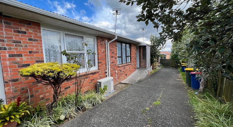  at 2/65 Astley Avenue, New Lynn, Auckland