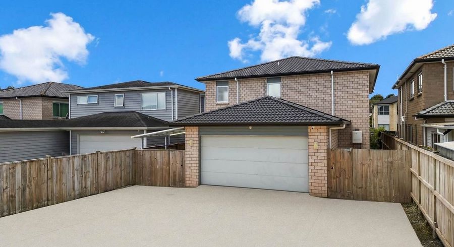  at 9 Fong Road, Flat Bush, Manukau City, Auckland