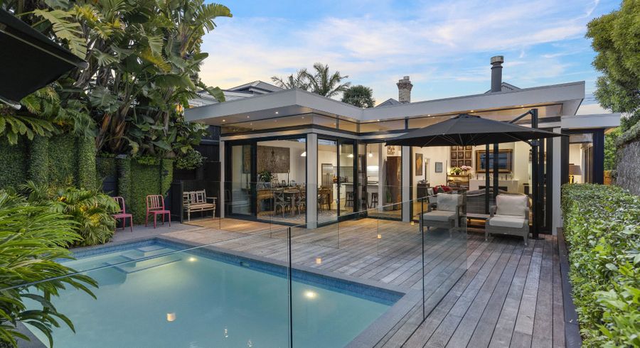  at 56 John Street, Ponsonby, Auckland