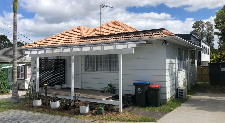  at 19 Meadow Street, Mount Wellington, Auckland