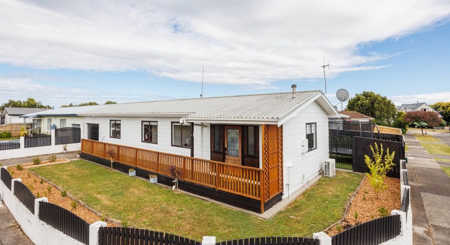  at 35 Acacia Street, Kelvin Grove, Palmerston North