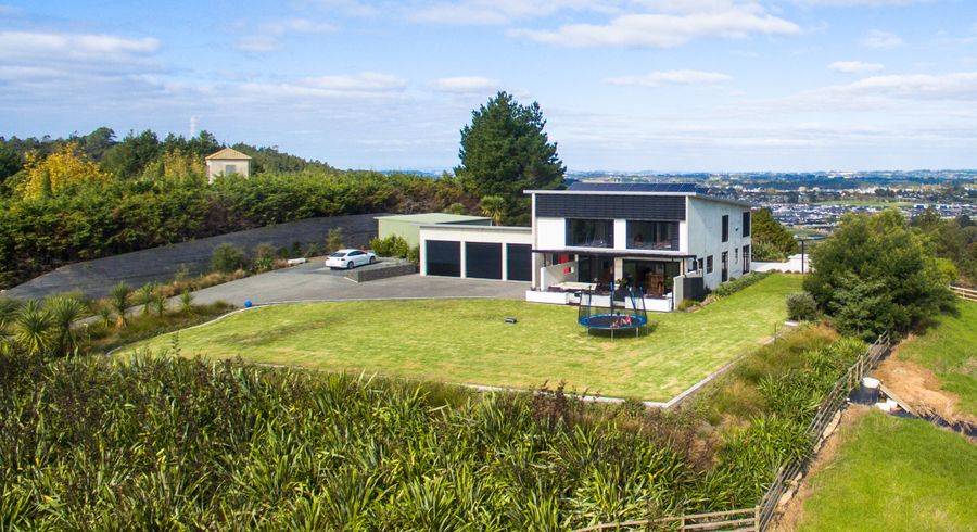  at 911 Old North Road, Waimauku, Waimauku