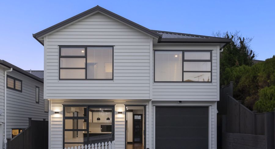  at 10 Egret Court, Unsworth Heights, North Shore City, Auckland