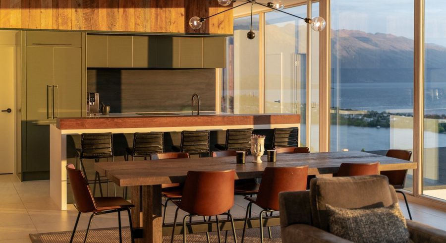  at 32 Edinburgh Drive, Town Centre, Queenstown-Lakes, Otago