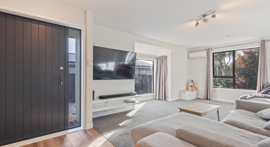  at 6 Jura Place, Woolston, Christchurch City, Canterbury