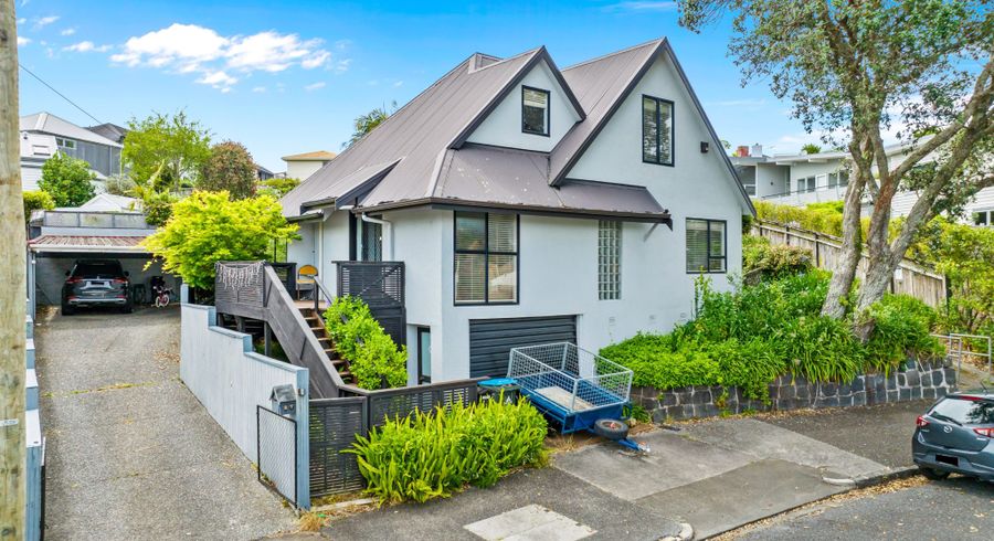  at 27 Comins Crescent, Mission Bay, Auckland