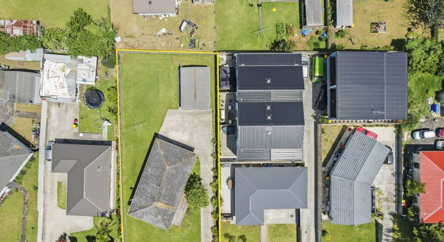  at 63 Mckinstry Avenue, Mangere East, Auckland