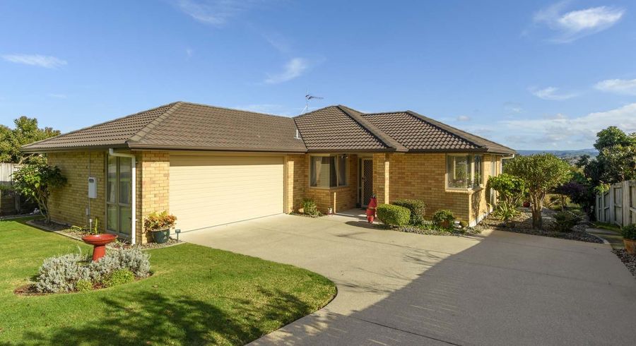  at 38 Brackenburn Drive, Ohauiti, Tauranga