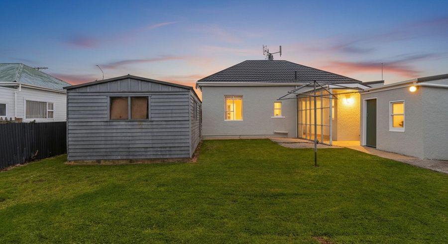  at 17 Burns Street, South Dunedin, Dunedin