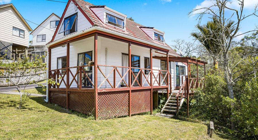  at 1/133B Manuka Road, Glenfield, North Shore City, Auckland