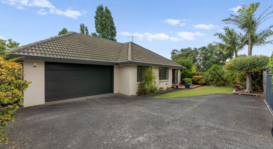  at 218c Moore Street, Howick, Manukau City, Auckland