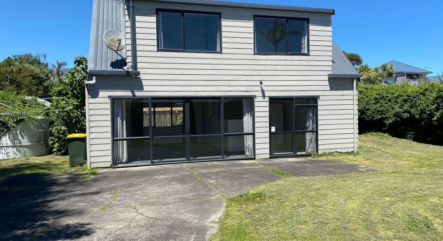  at 22 Hawke Crescent, Beachlands, Auckland