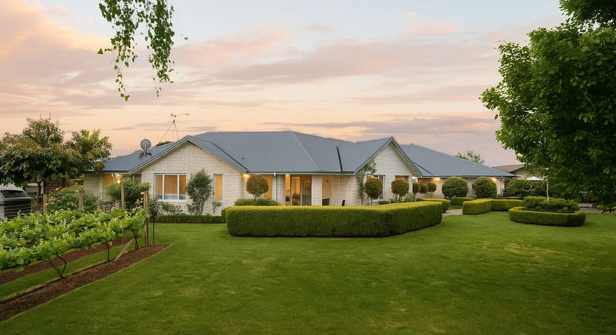  at 33 Haswell Place, Huntington, Hamilton, Waikato