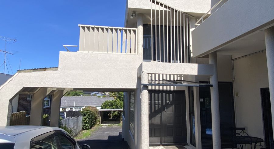  at 2/66 Allum Street, Kohimarama, Auckland