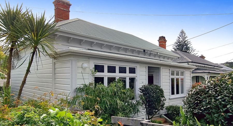  at 21 Vauxhall Road, Devonport, Auckland