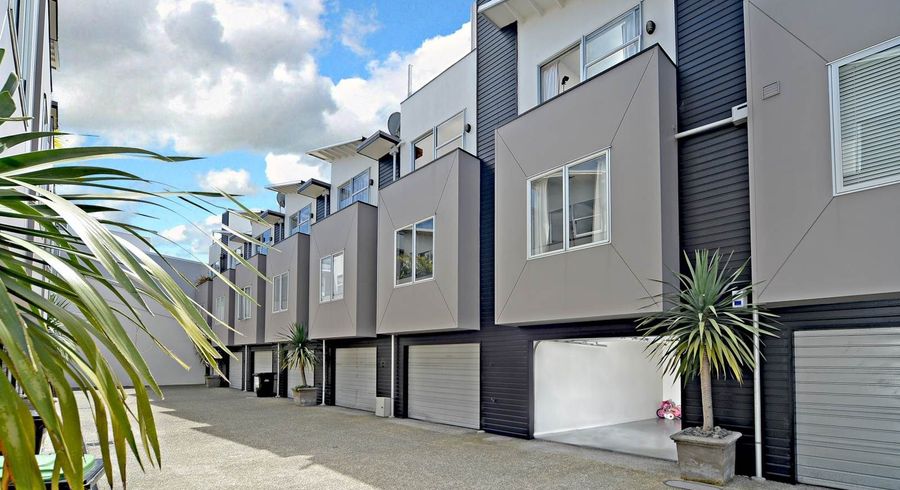  at 4/5 Millais Street, Grey Lynn, Auckland