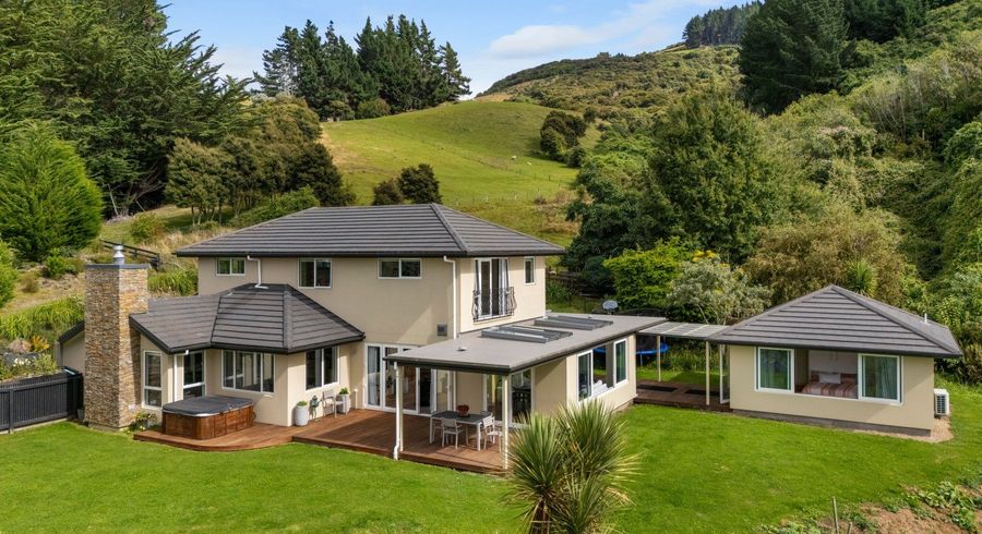 at 143 St Leonards Drive, Saint Leonards, Dunedin