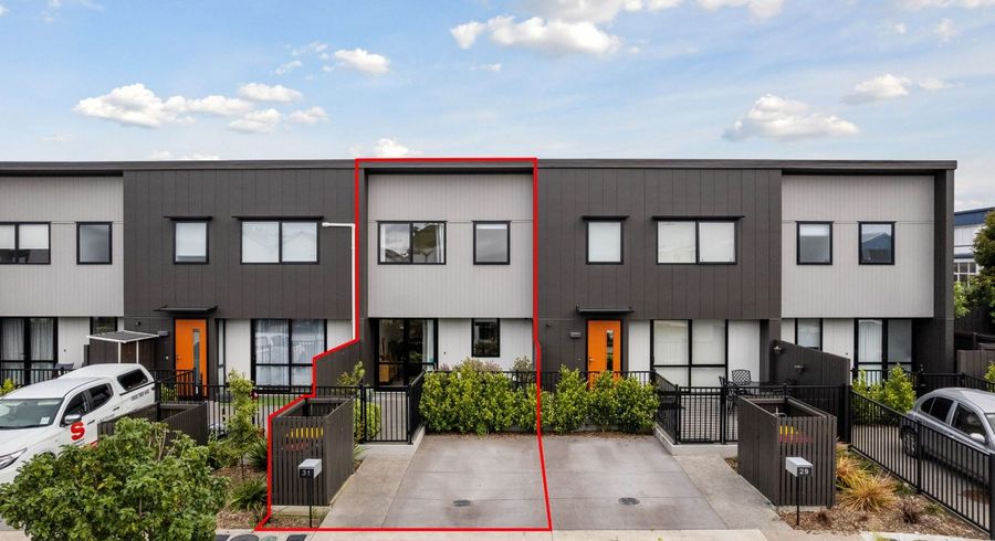  at 31 Cessna place, Mangere, Auckland