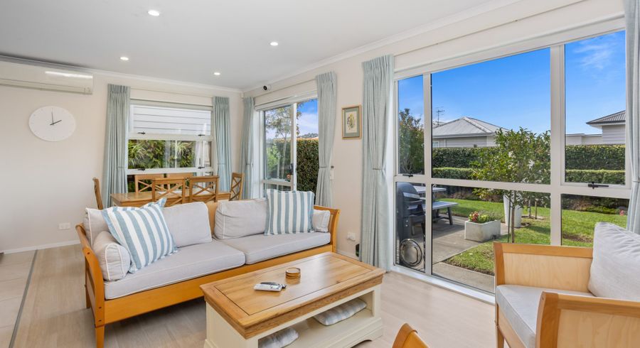  at 9 Forbes Mccammon Drive, Swanson, Waitakere City, Auckland