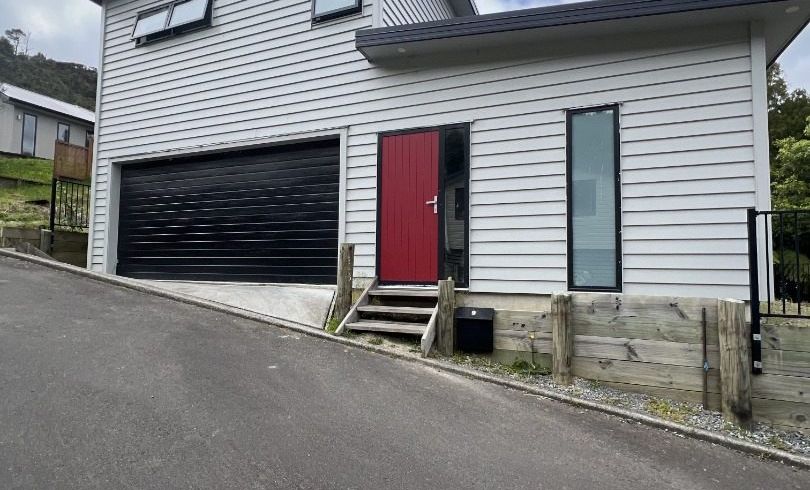  at 9 Lowry Heights, Stokes Valley, Lower Hutt, Wellington