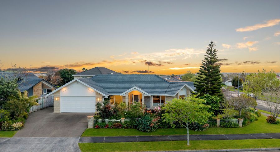  at 1 Keswick Close, Northpark, Manukau City, Auckland