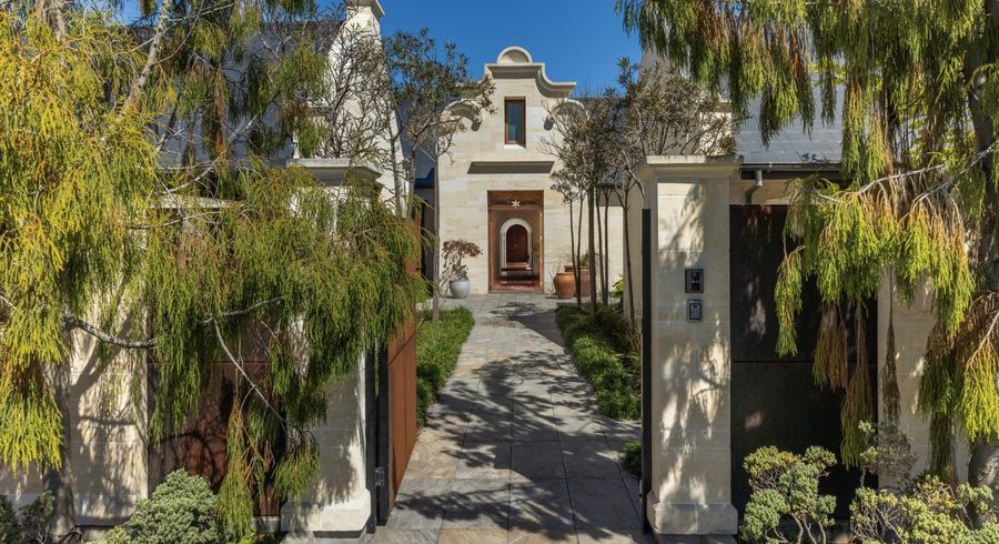  at 29 Garden Road, Fendalton, Christchurch City, Canterbury