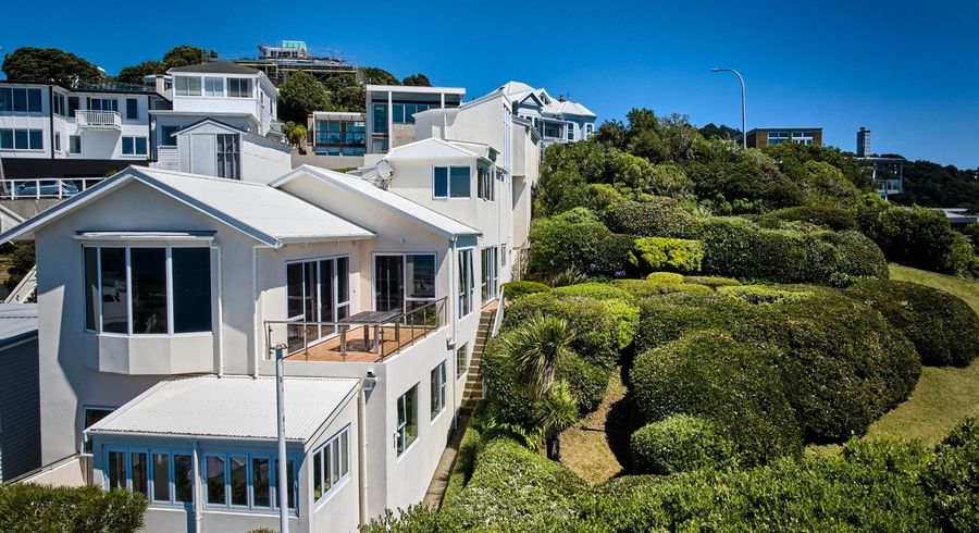  at 14 The Crescent, Roseneath, Wellington, Wellington