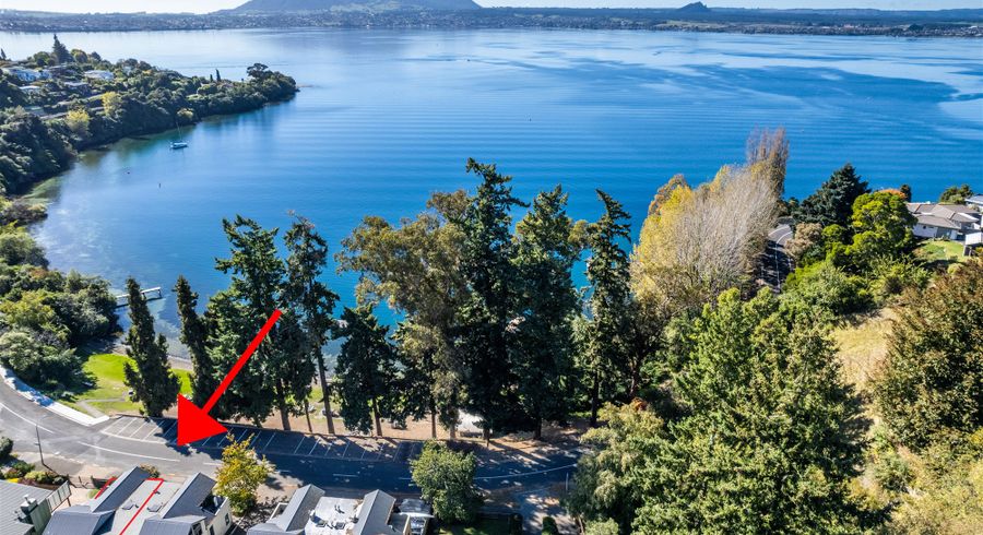  at 1/870 Acacia Bay Road, Acacia Bay, Taupo