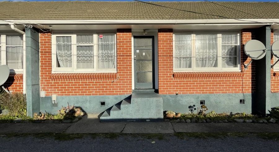  at 2/35 Dunns Street, Silverstream, Upper Hutt, Wellington
