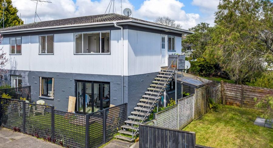  at 2/31 Gowing Drive, Meadowbank, Auckland