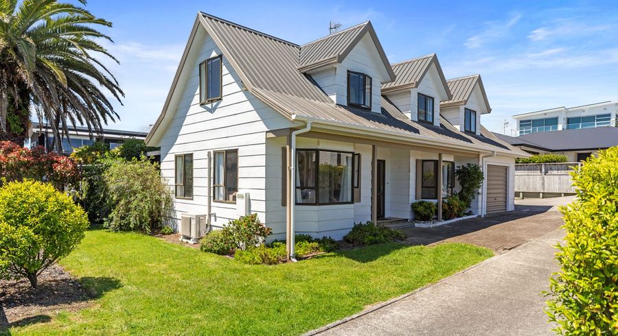  at 1040a Papamoa Beach Road - PAPAMOA, Papamoa Beach, Tauranga, Bay Of Plenty