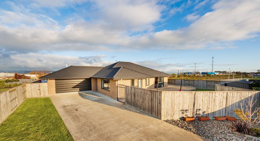  at 79 Balrickard Way, Milson, Palmerston North