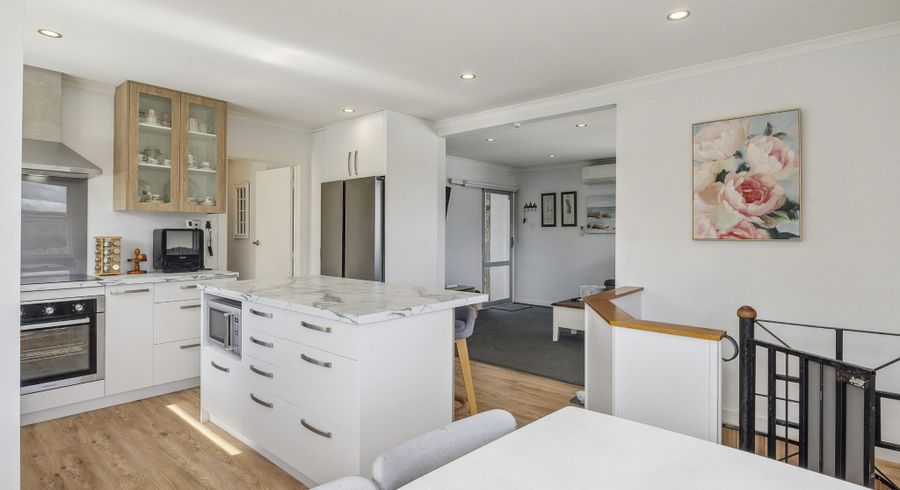  at 24 Bell Crescent, Concord, Dunedin