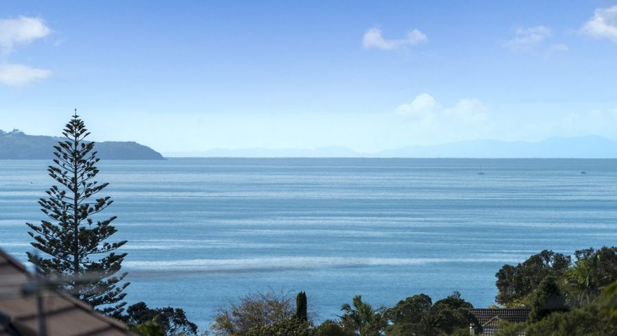  at 2B Aberdeen Road, Campbells Bay, North Shore City, Auckland