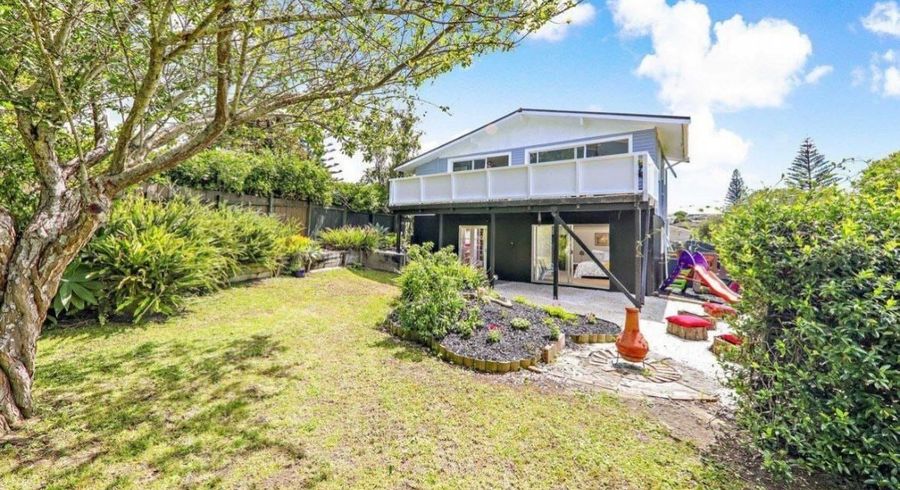  at Pakuranga Heights, Manukau City, Auckland